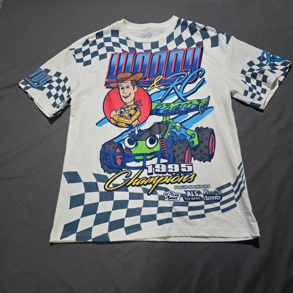 Disney Toy Story T Shirt Mens M White Woody RC 1995 Champions Racing AOP